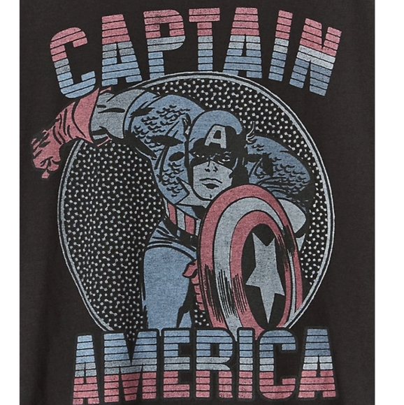 NWT TORRID CAPTAIN AMERICA SIZE 3 BLACK TSHIRT - Picture 4 of 4